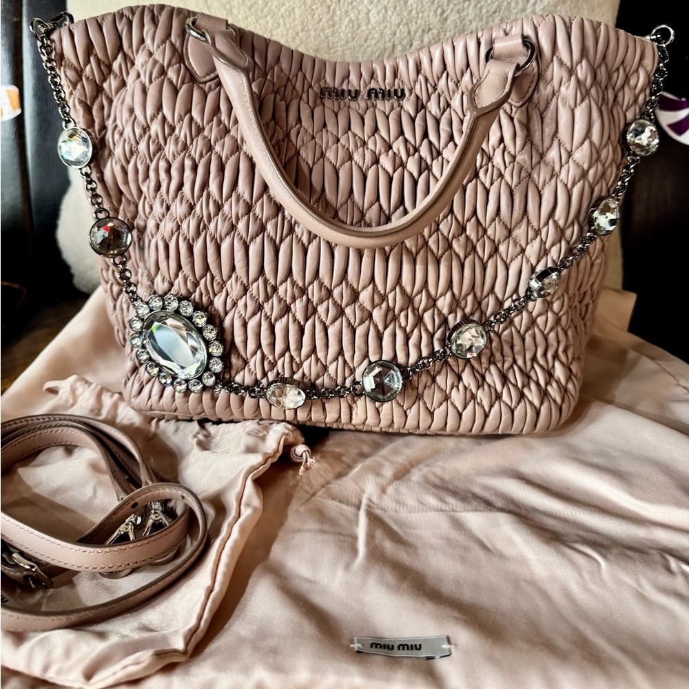 Miu Miu Matelasse  Napa Leather bag with Crystal charms/ pink - Picture 3 of 11